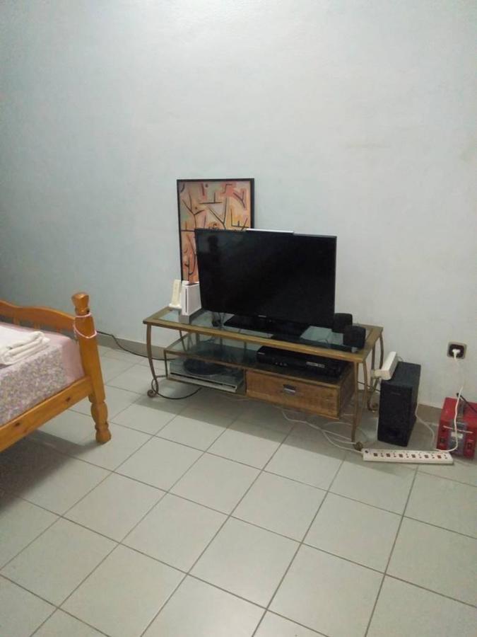 Chez Olivia Olivier Bed & Breakfast Котону Екстериор снимка